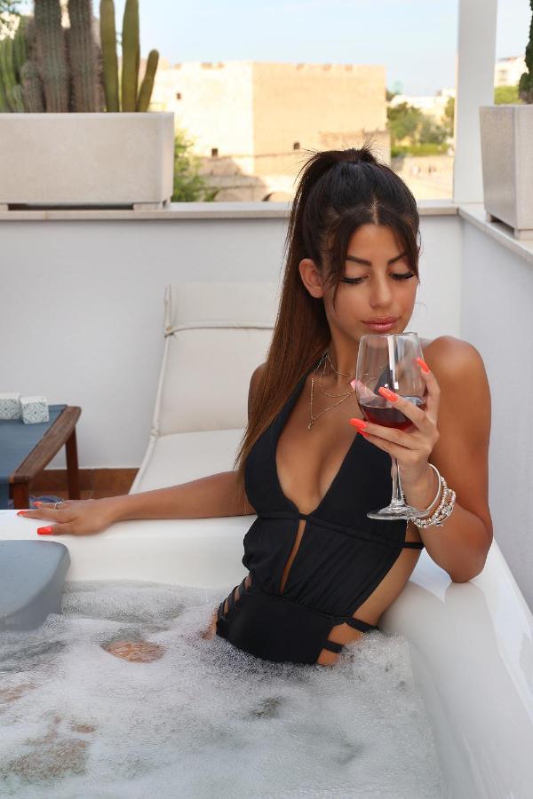 Mare Versus Luxury Suites Barletta Eksteriør bilde