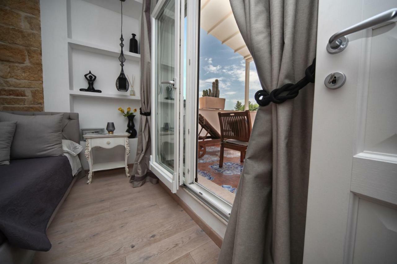 Mare Versus Luxury Suites Barletta Eksteriør bilde